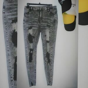Source Unknown Grey Distressed Skinny Jeans